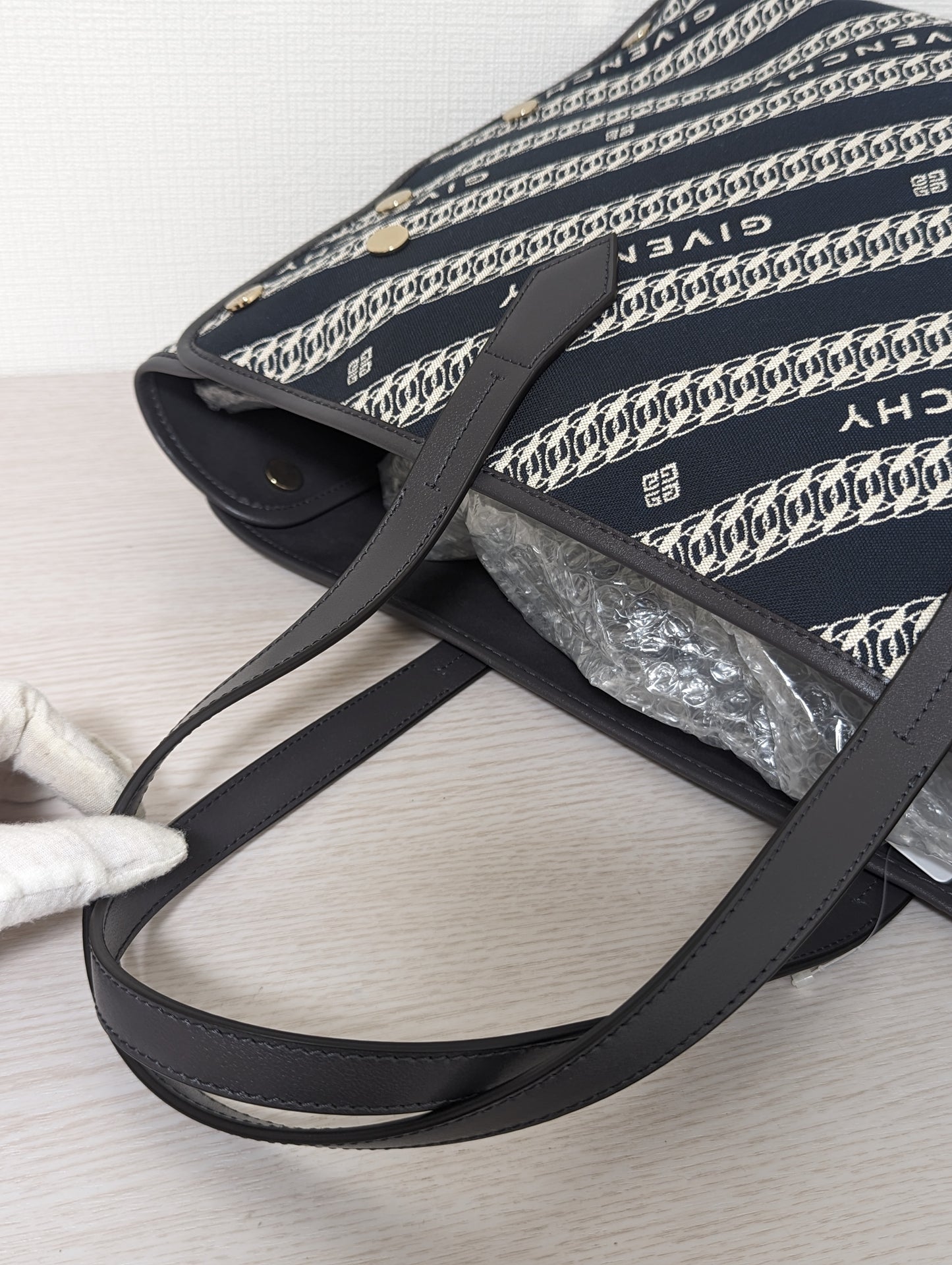 Canvas Jacquard Bond Tote Medium