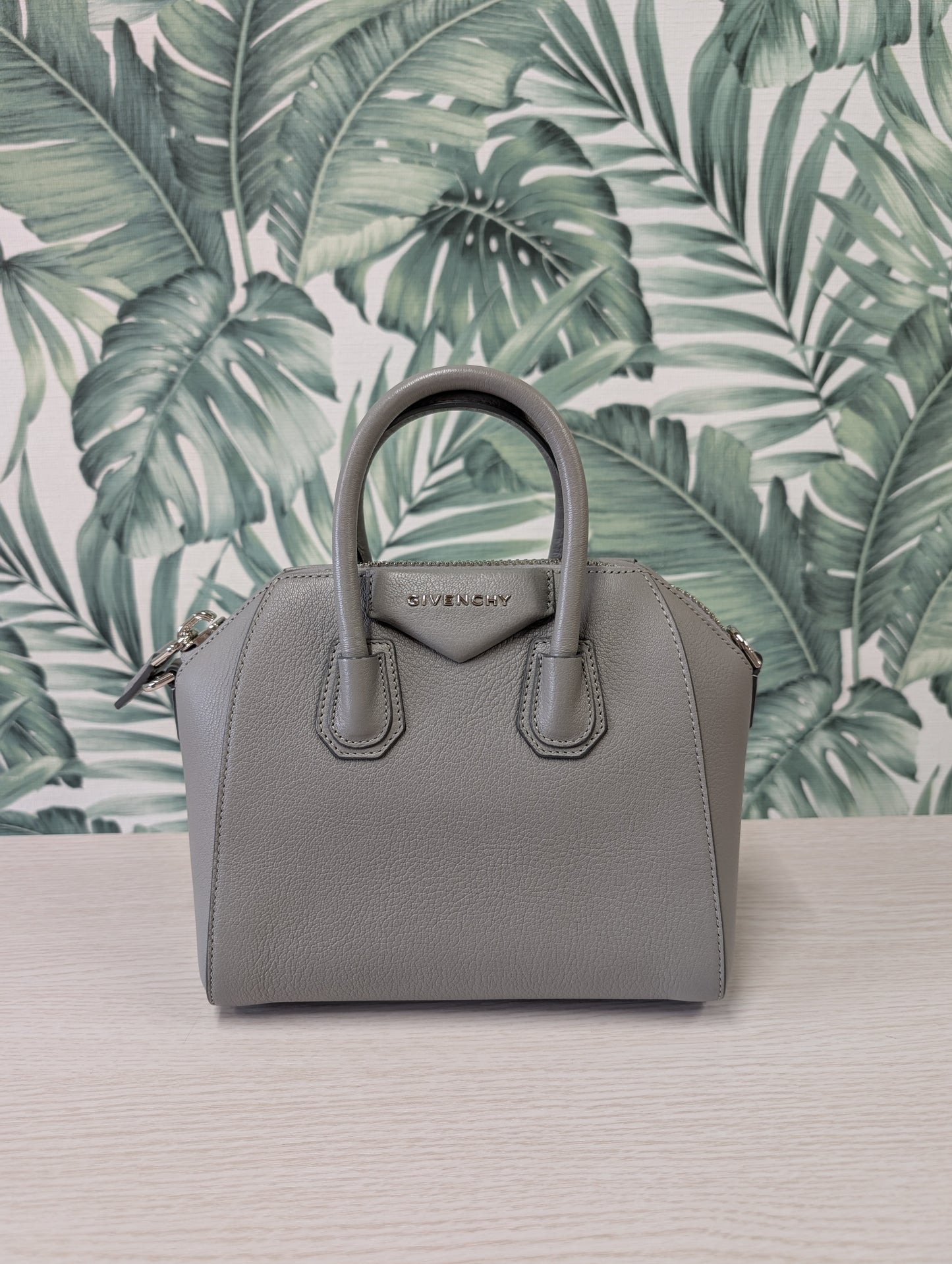 Antigona Goatskin Mini