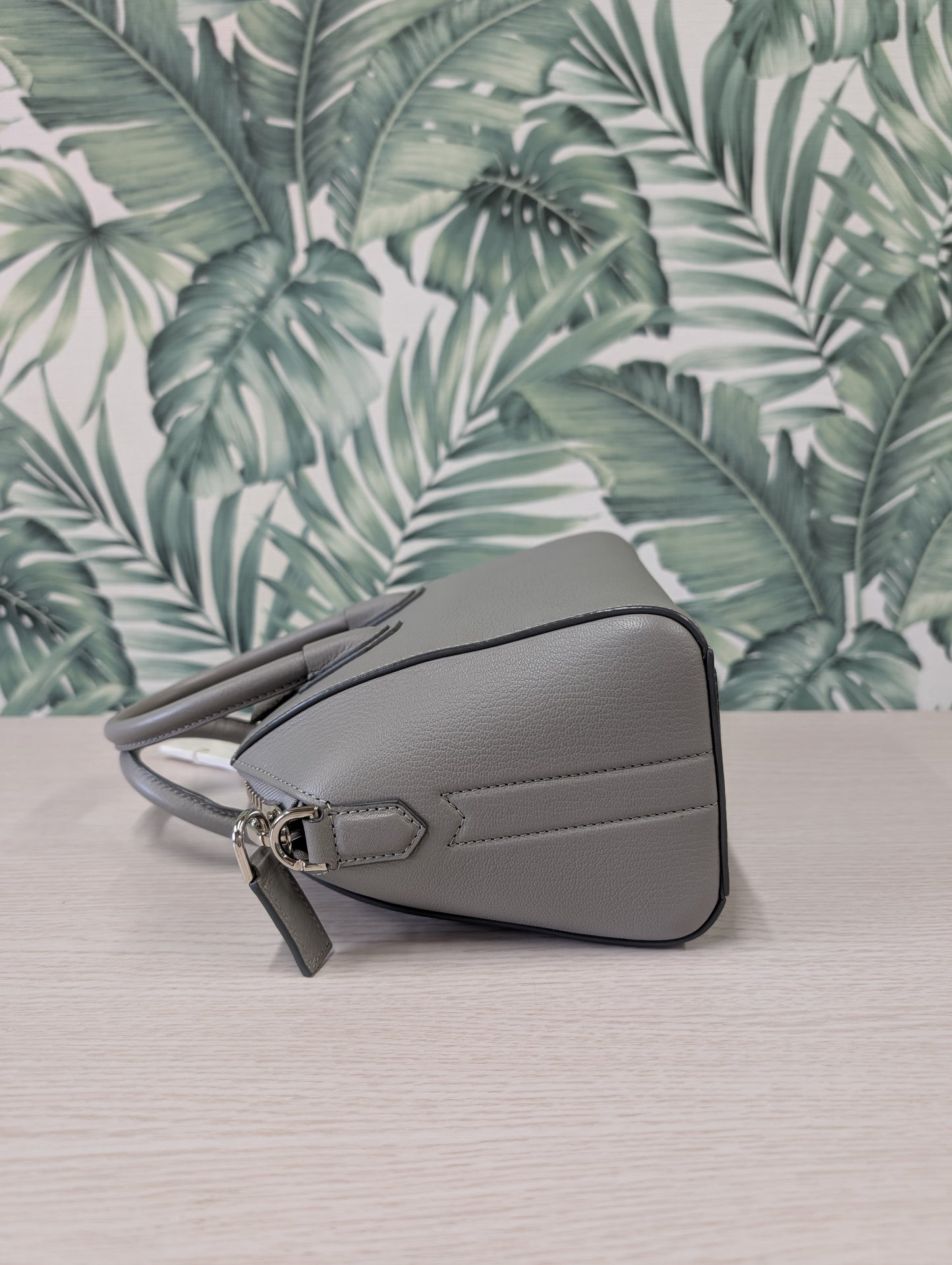 Antigona Goatskin Mini