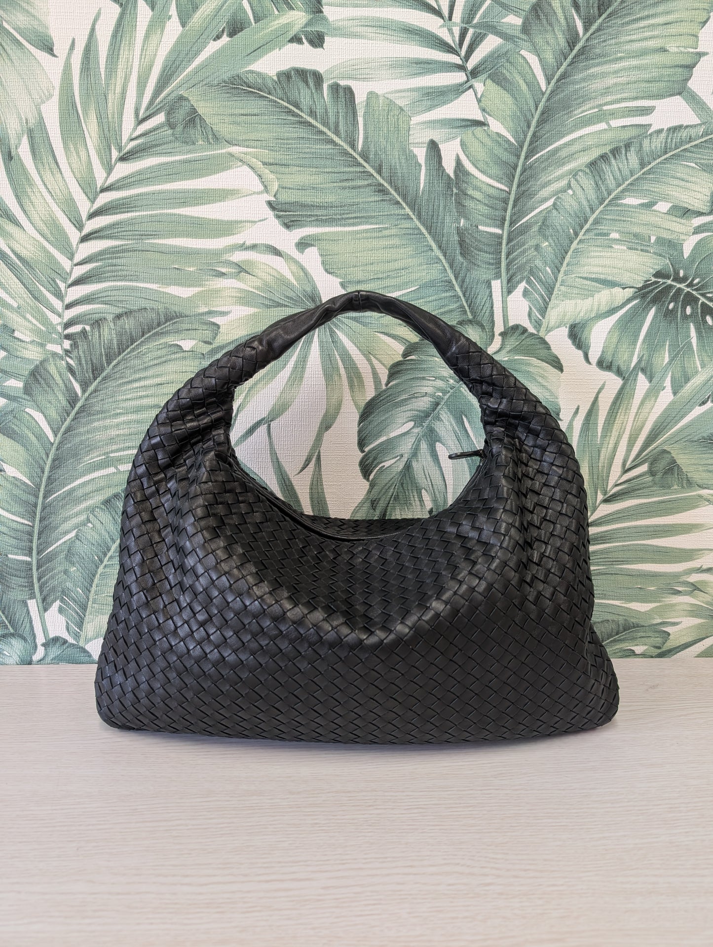Hobo Intrecciato Medium
