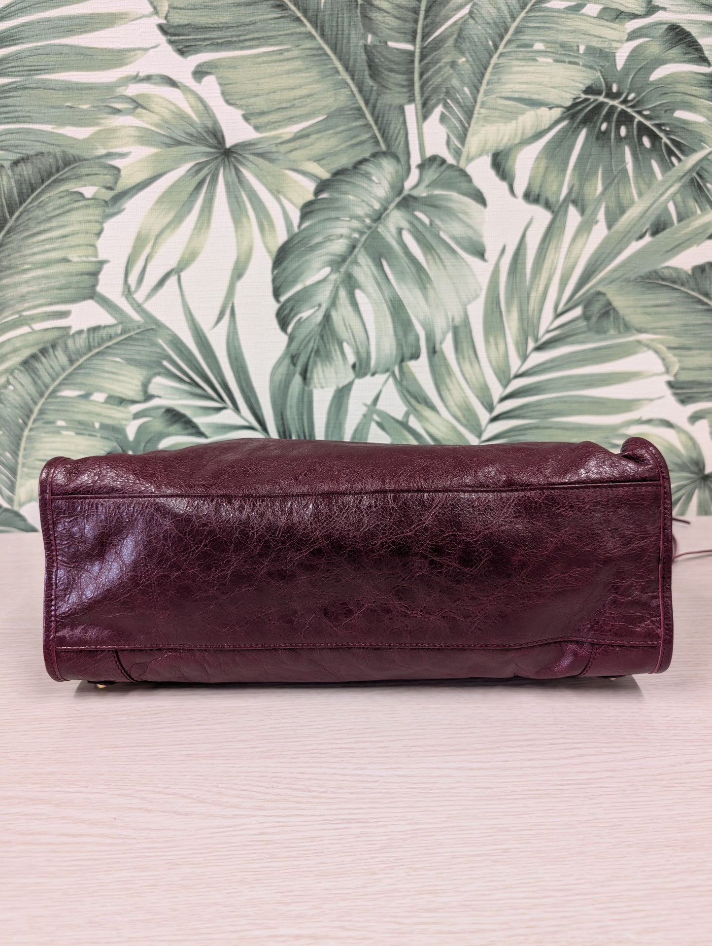 Classic City Leather Medium