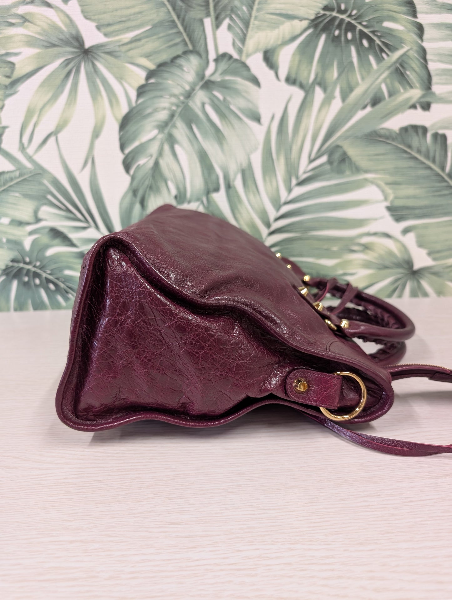Classic City Leather Medium