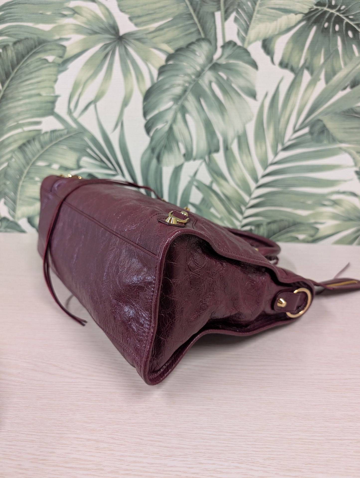 Classic City Leather Medium
