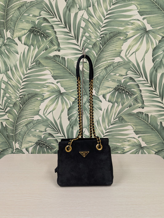 Suede Triangle Logo Chain