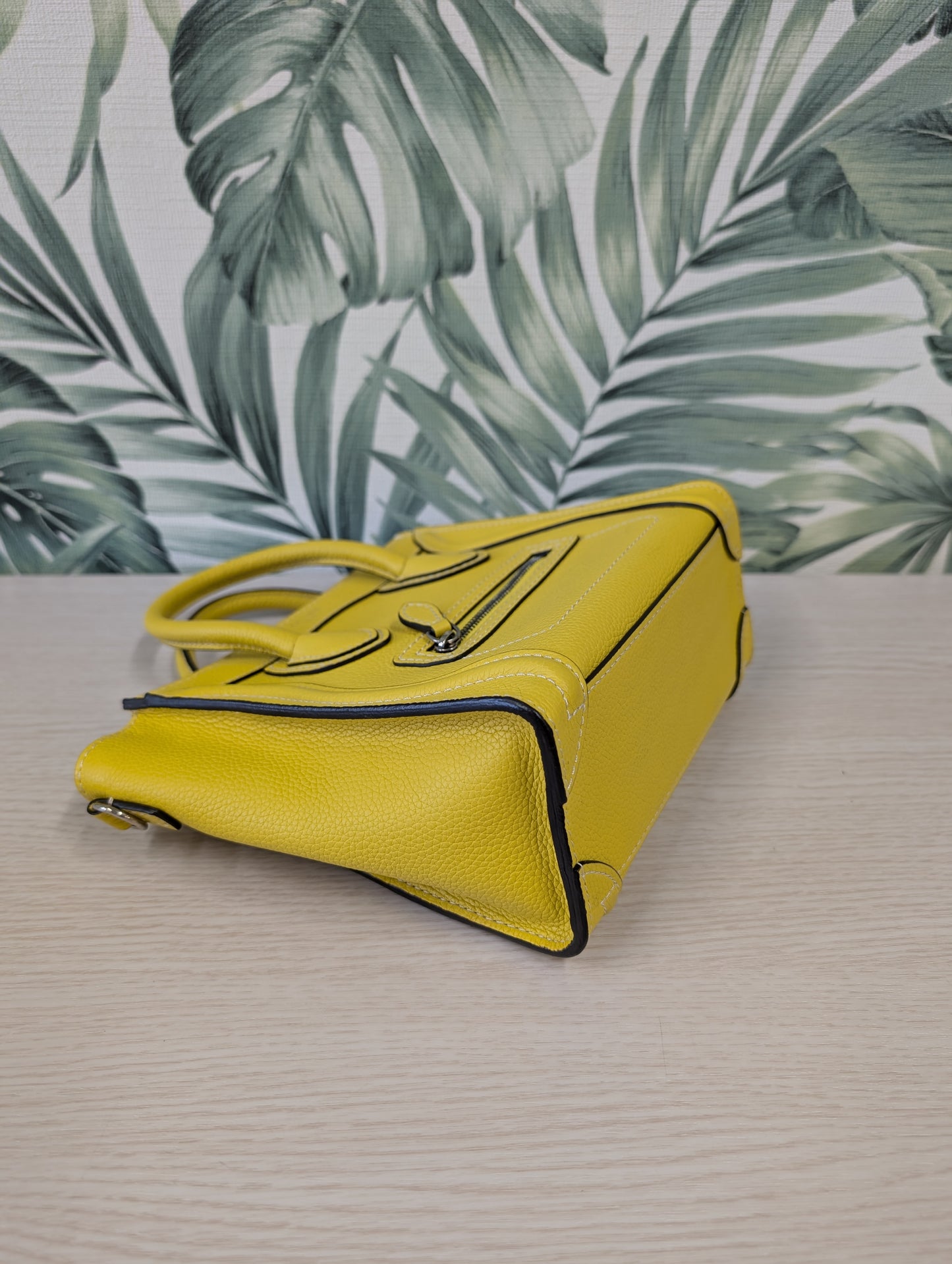 Luggage Tote Nano