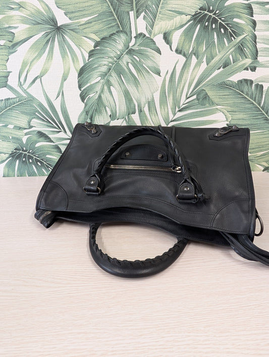 Classic City Leather Medium