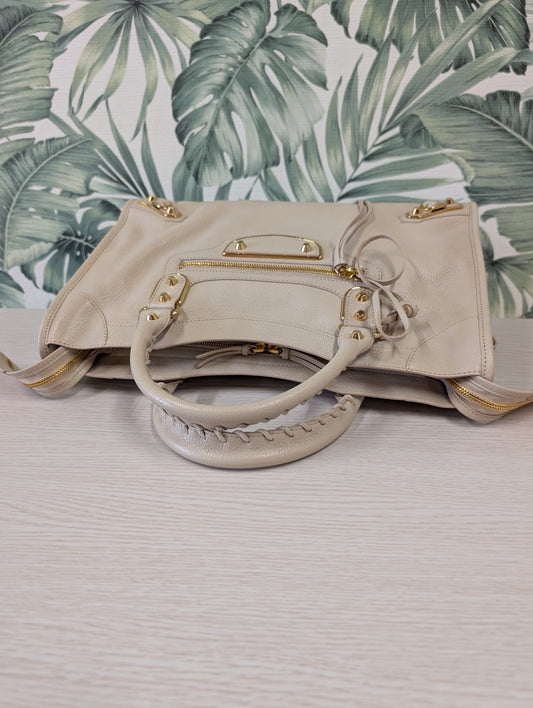 Chevre Gold Metallic Edge Hardware City Medium