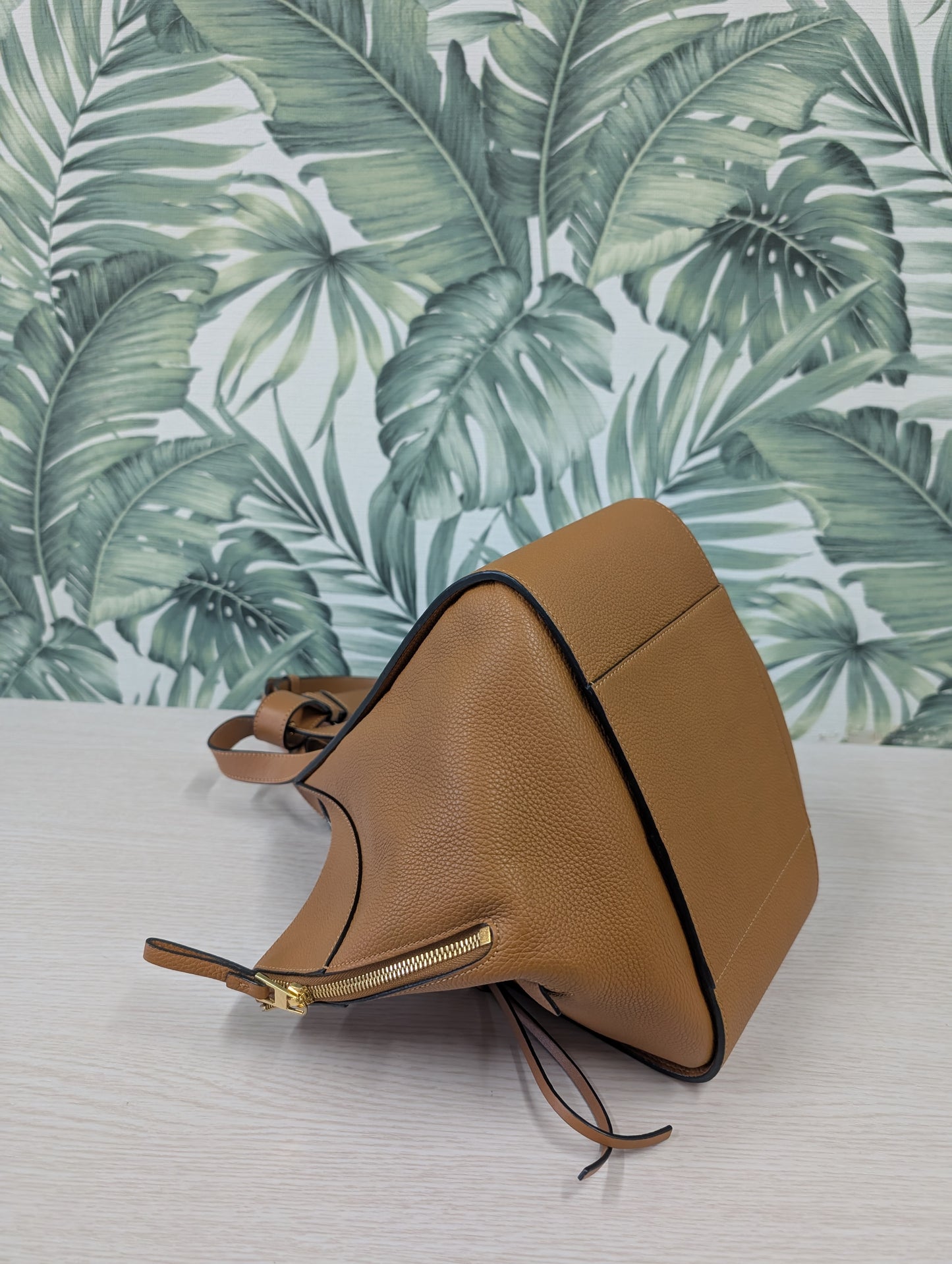 Hammock Grained Leather Small