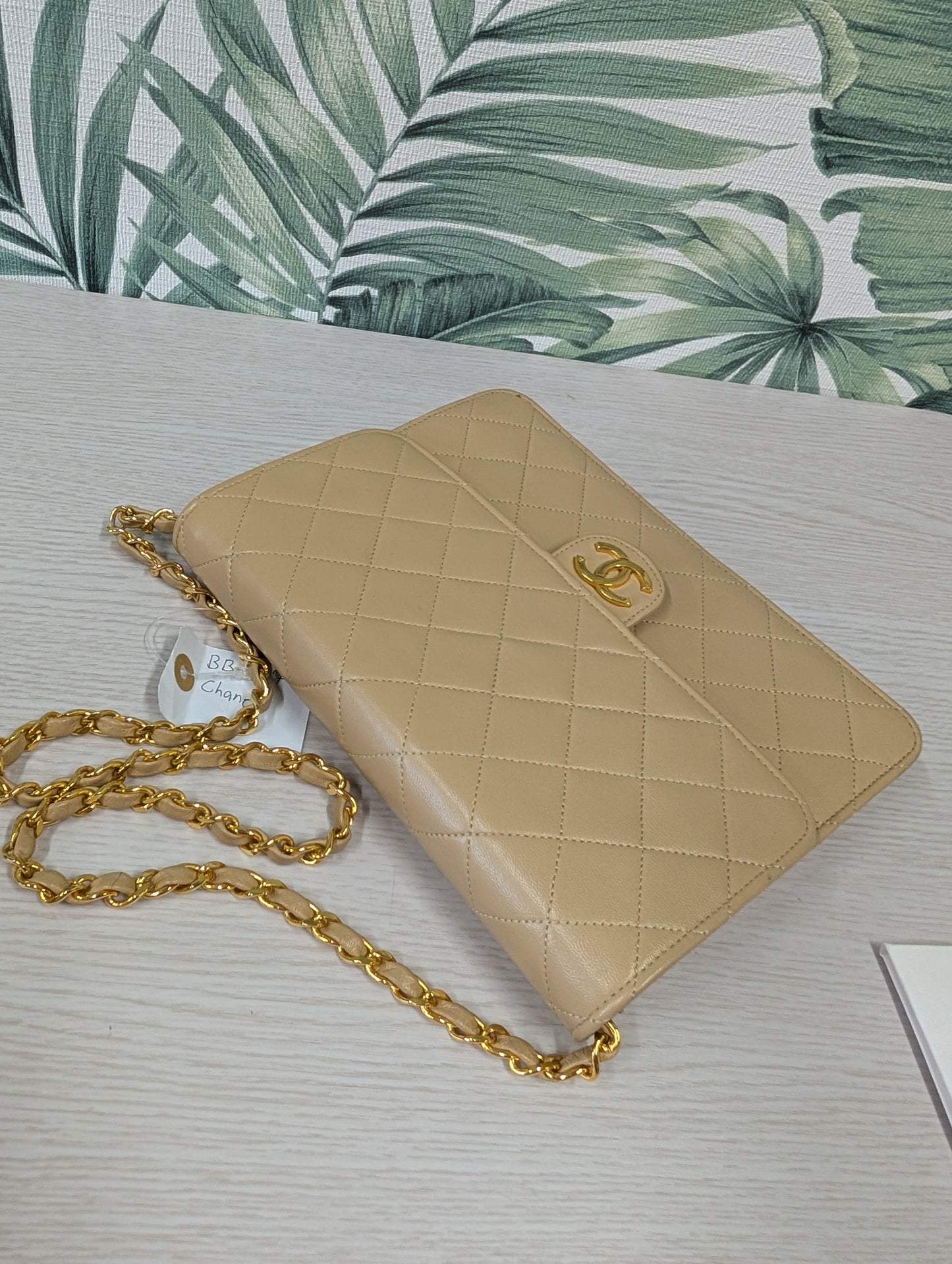 Vintage Lambskin Pushlock