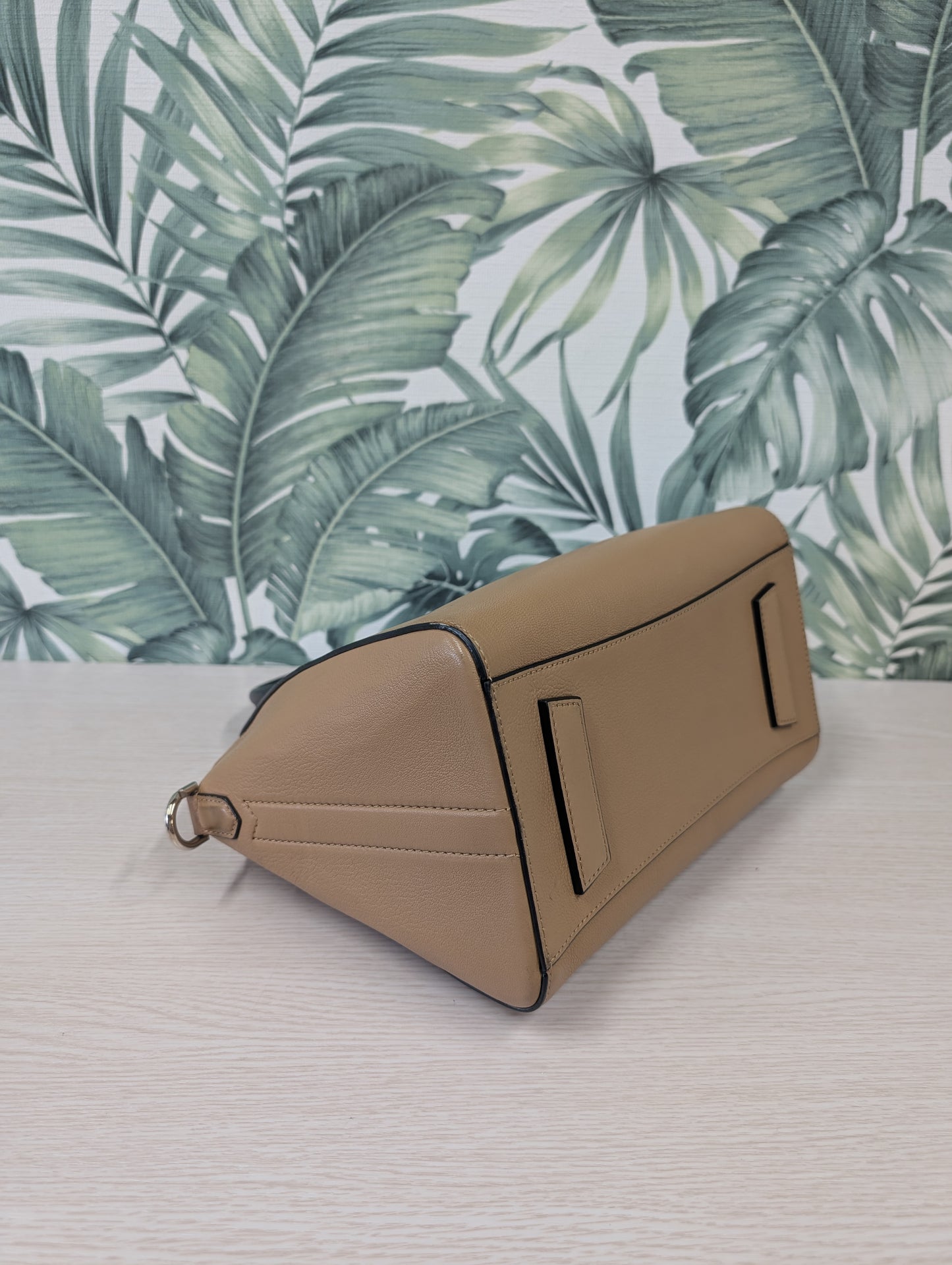 Antigona Tricolor Goatskin Small