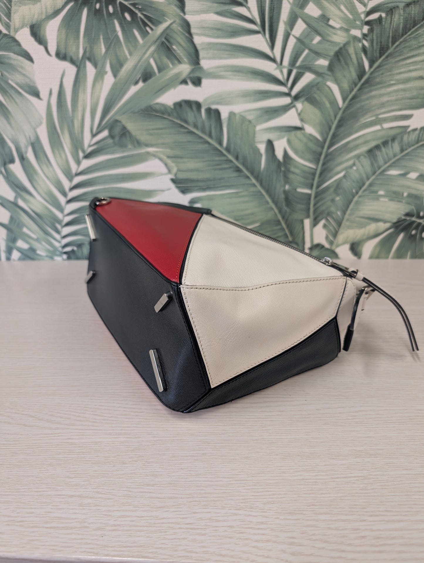 Puzzle Calfskin White Red Medium