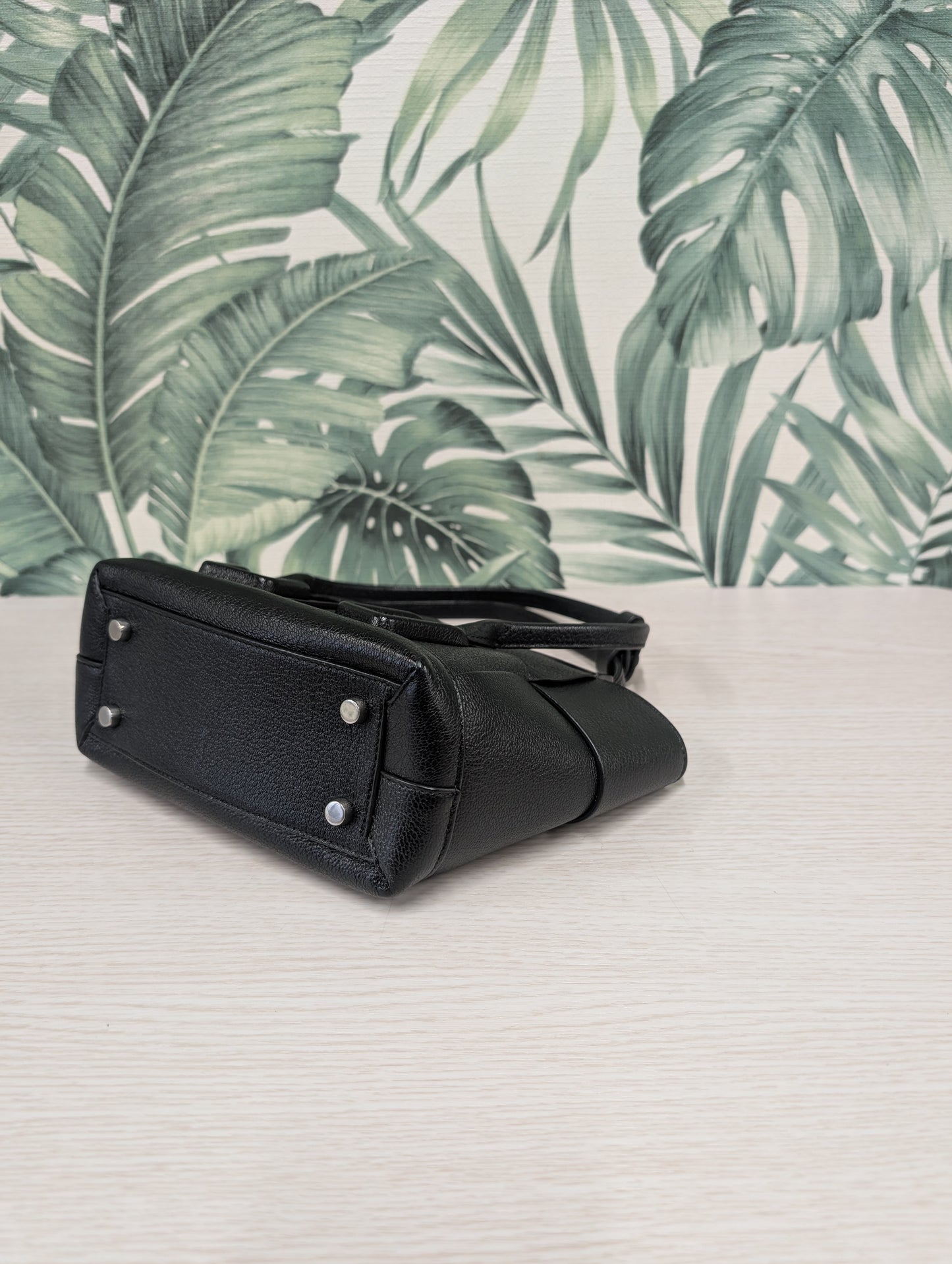 Arco Grained Leather Mini