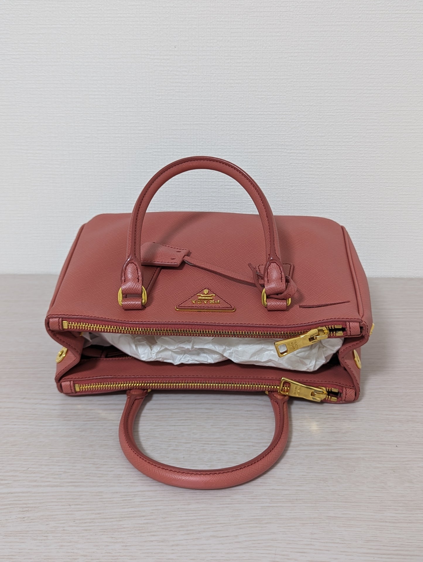 Saffiano Galleria Small