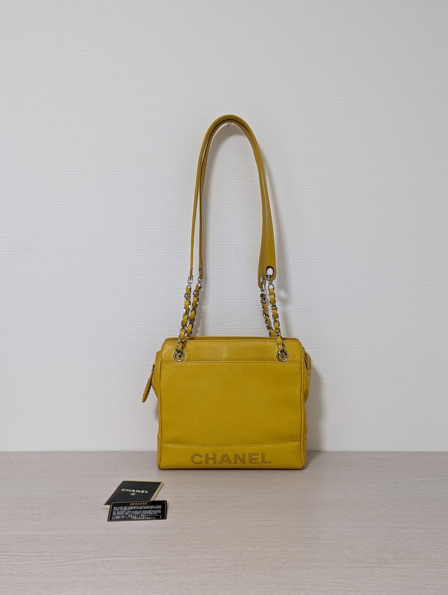 Vintage Classic Caviar Tote Small