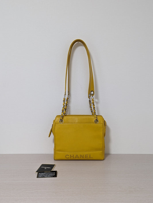 Vintage Classic Caviar Tote Small