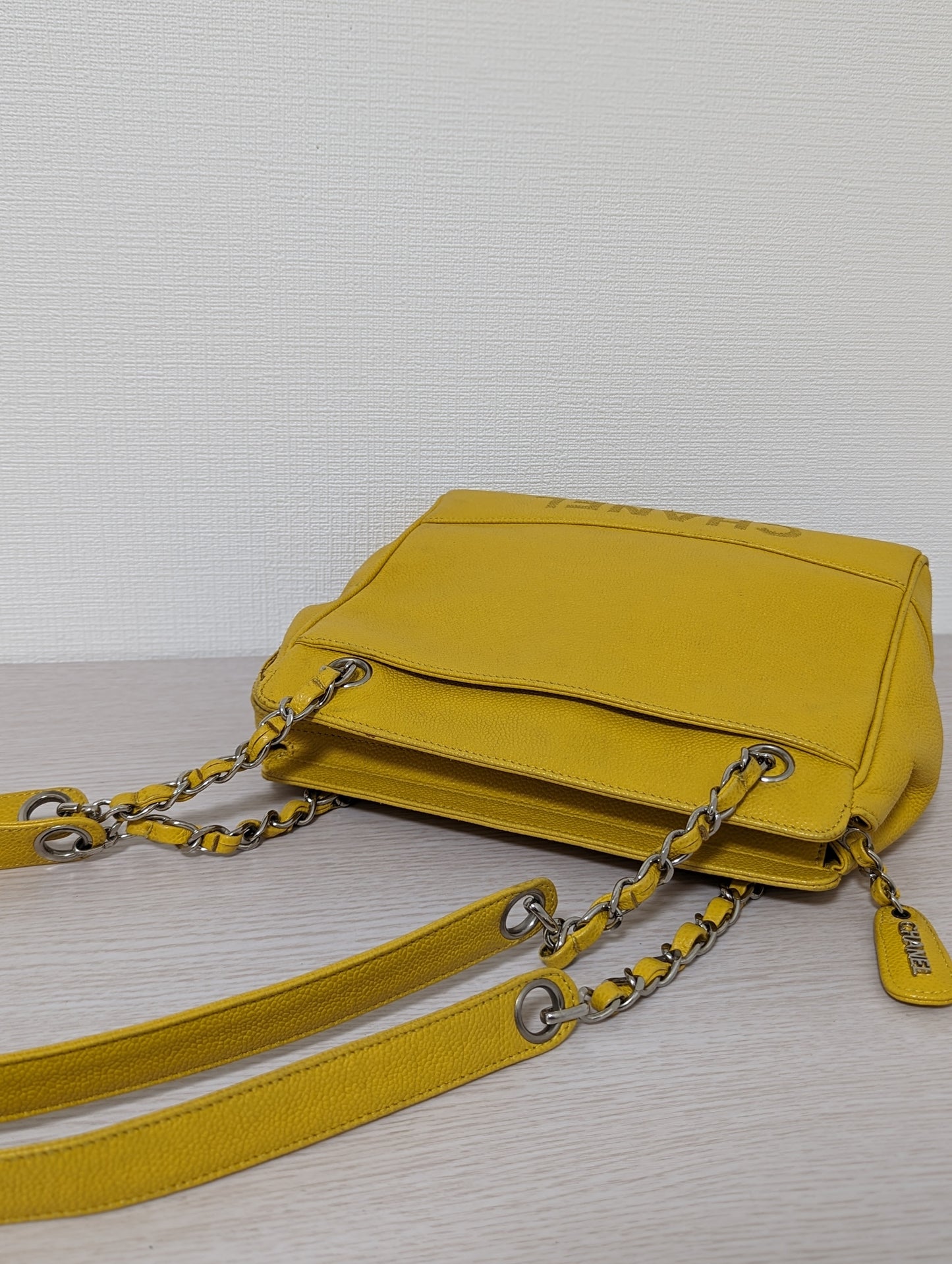 Vintage Classic Caviar Tote Small