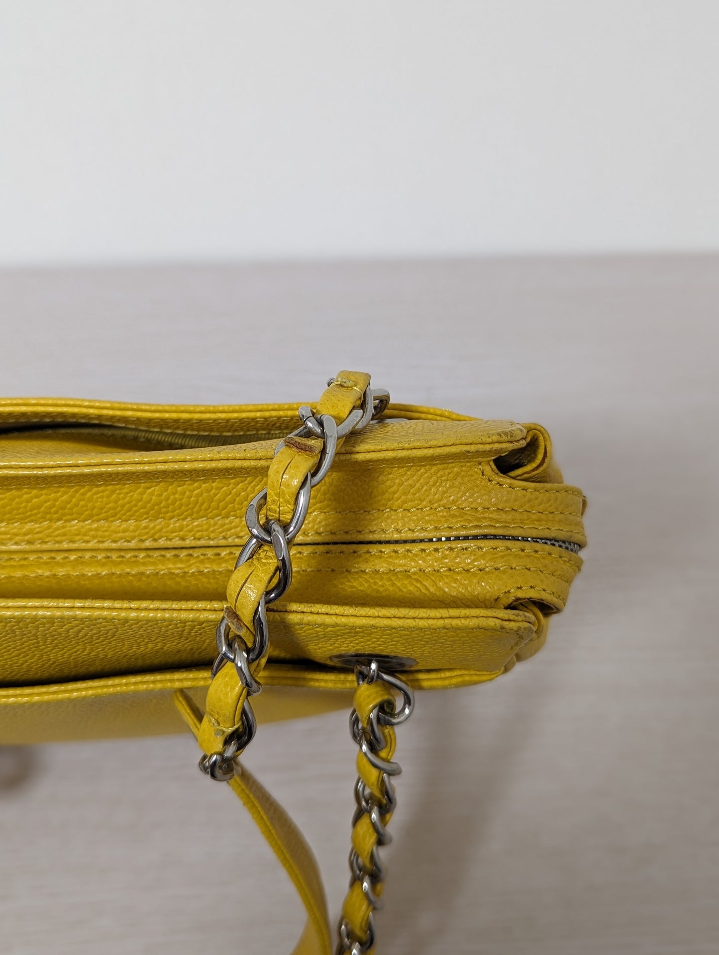 Vintage Classic Caviar Tote Small