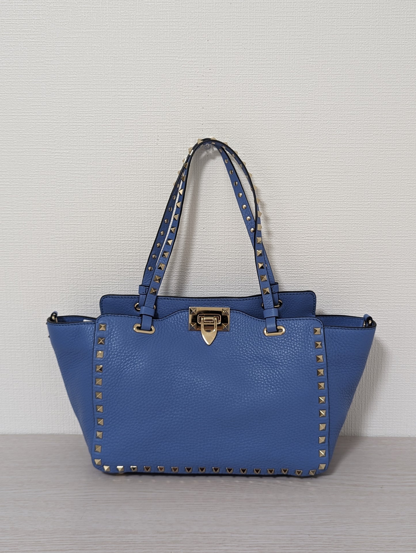 Rockstud Grained Leather Small