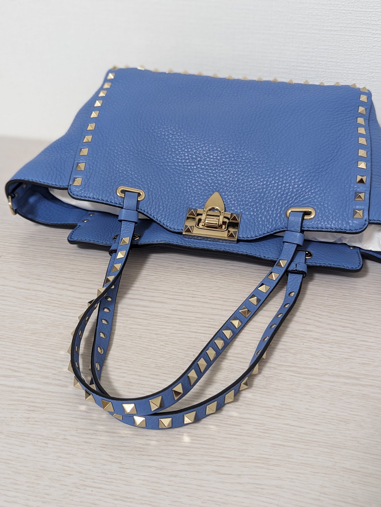 Rockstud Grained Leather Small