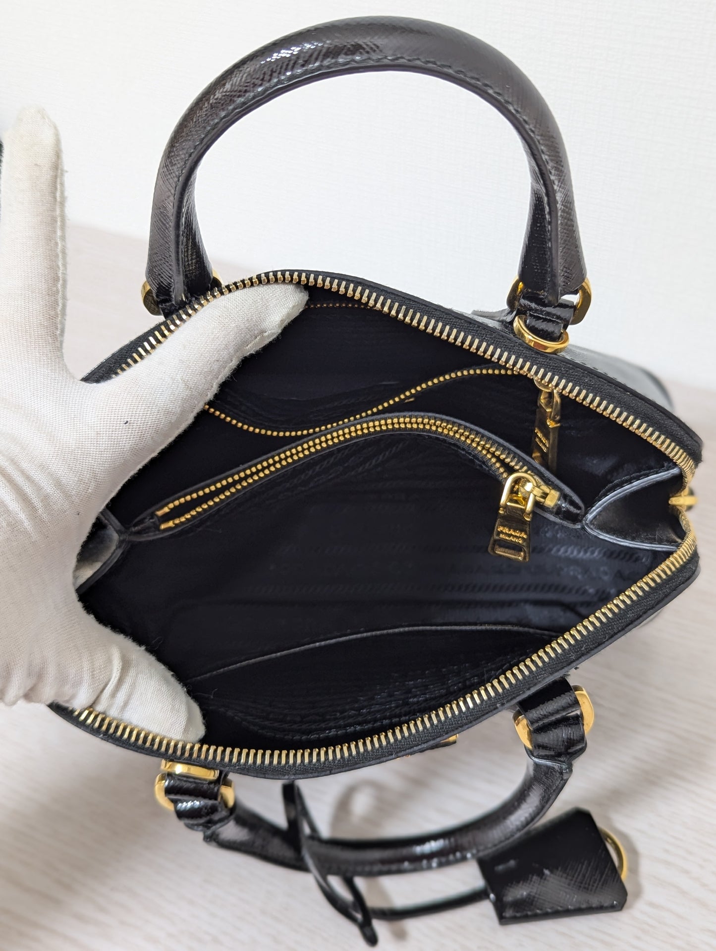 Saffiano Vernice Promenade Small