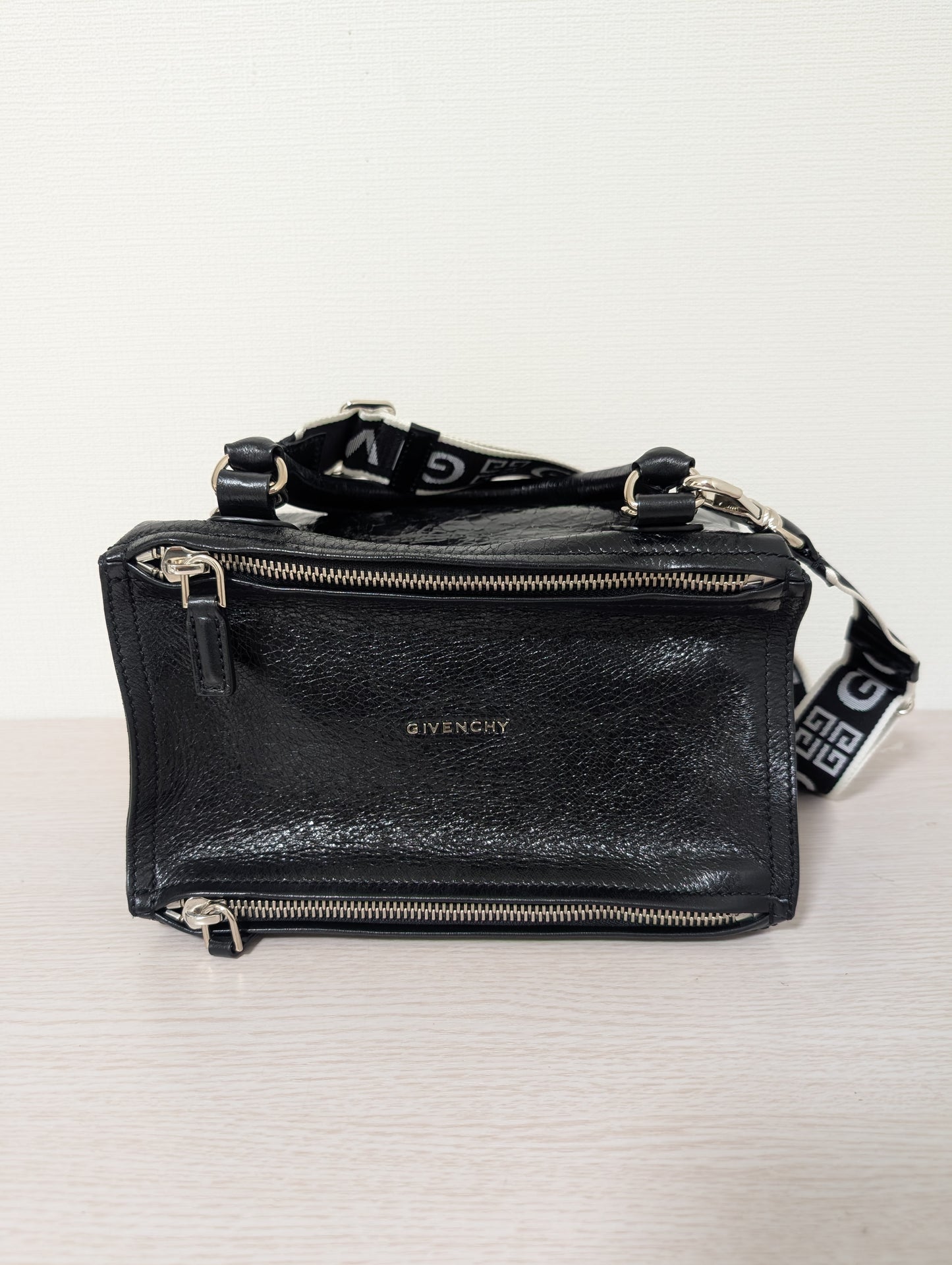 Pandora 4G Logo Strap Leather Small