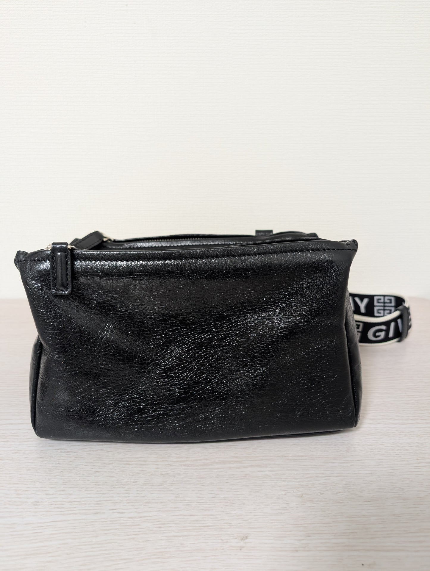 Pandora 4G Logo Strap Leather Small