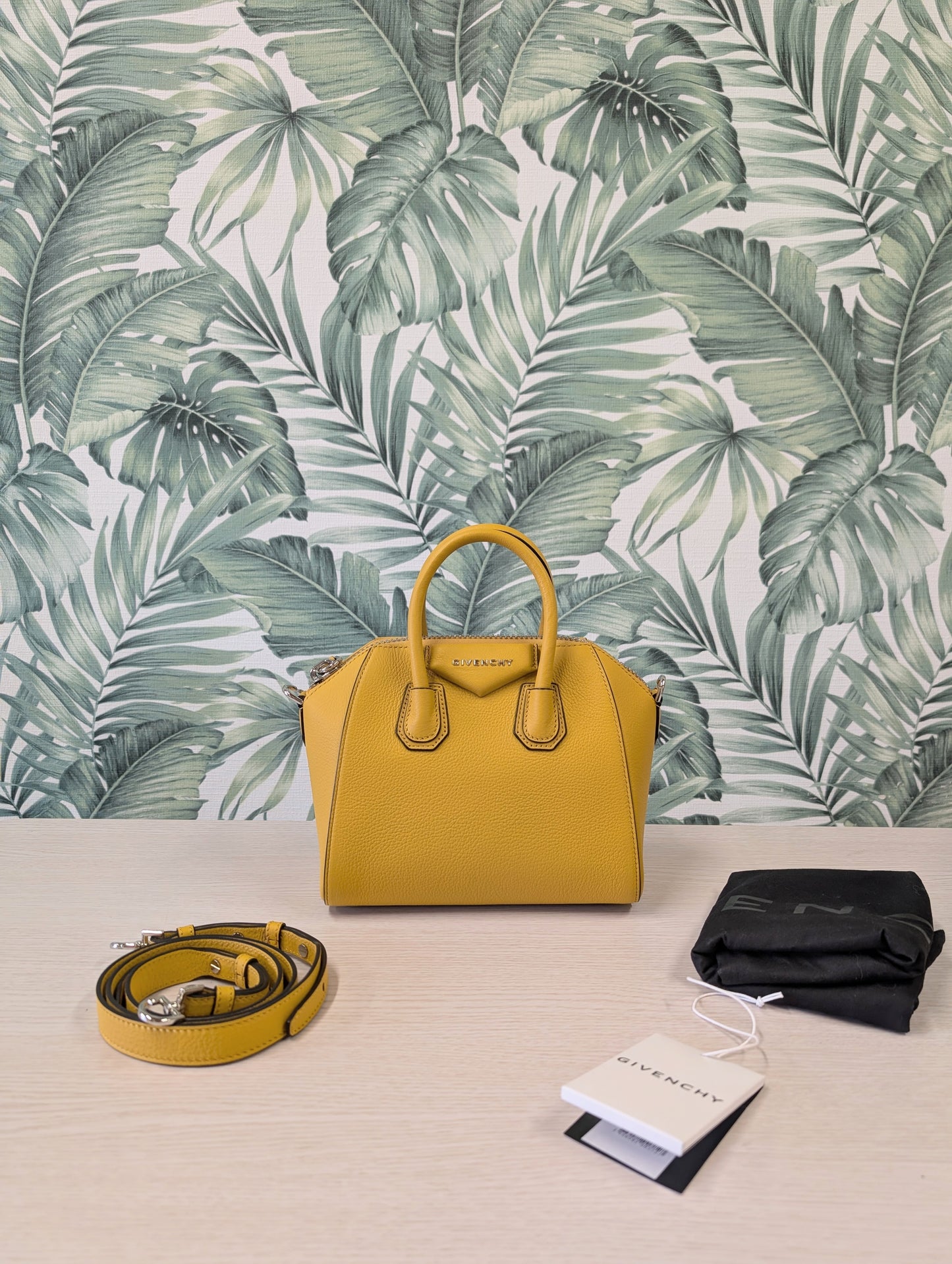Antigona Goatskin Mini