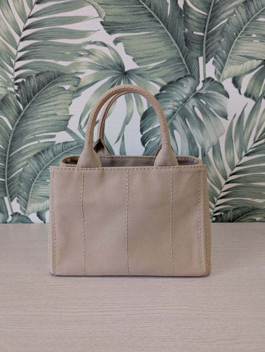 Canapa Small