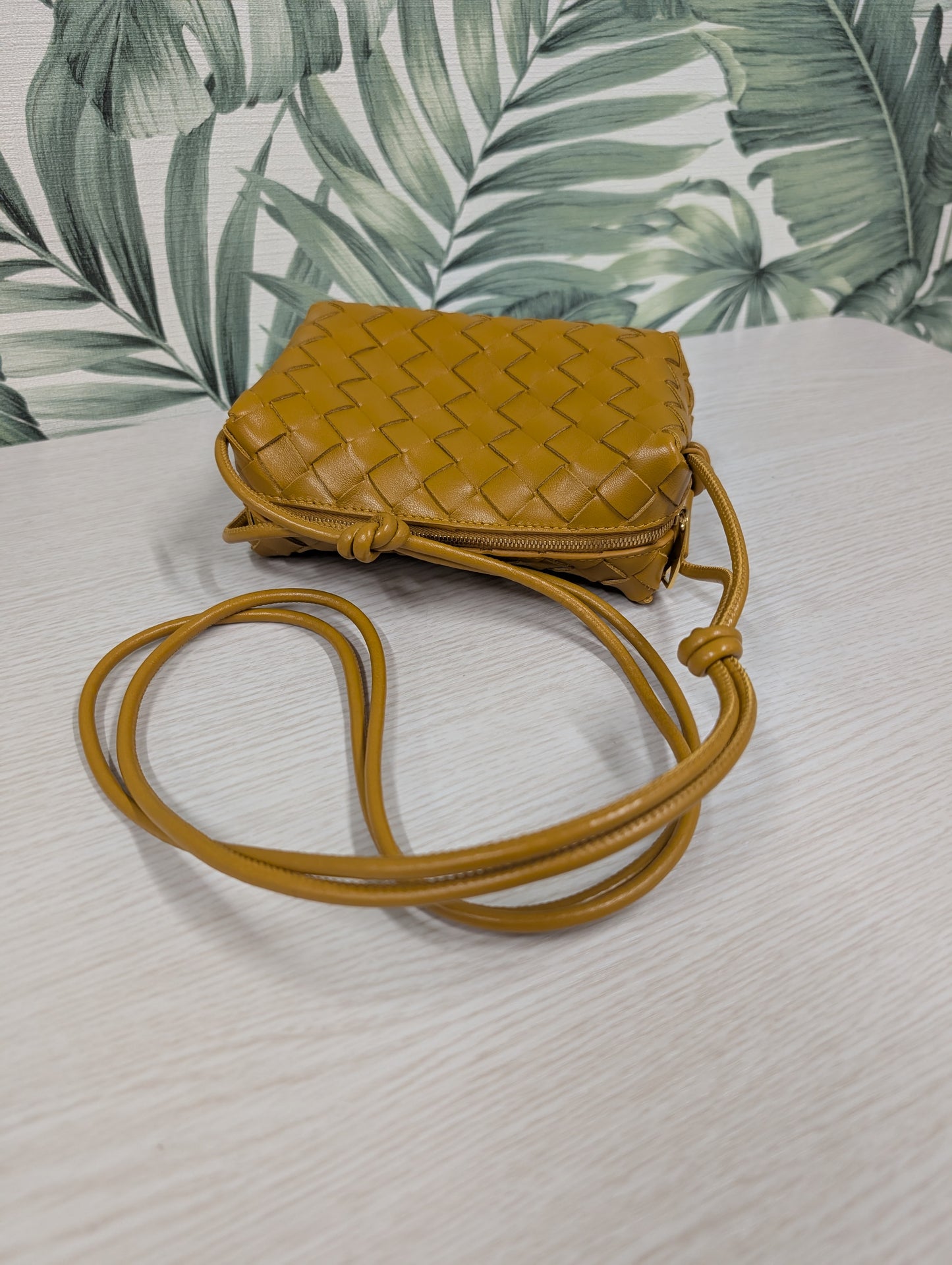 Loop Intrecciato Mini