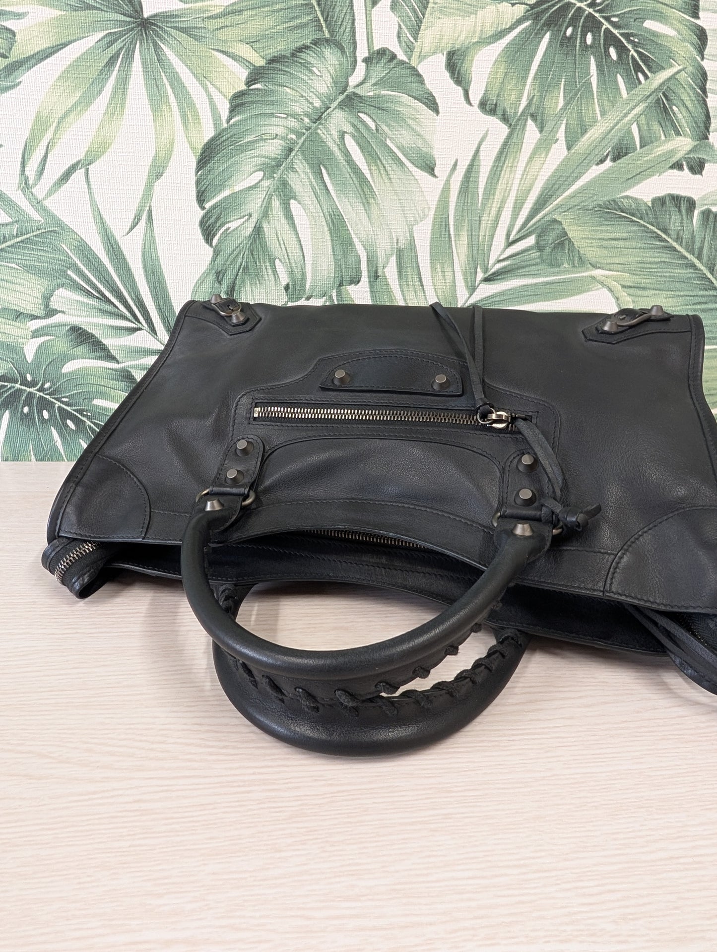Classic City Leather Medium