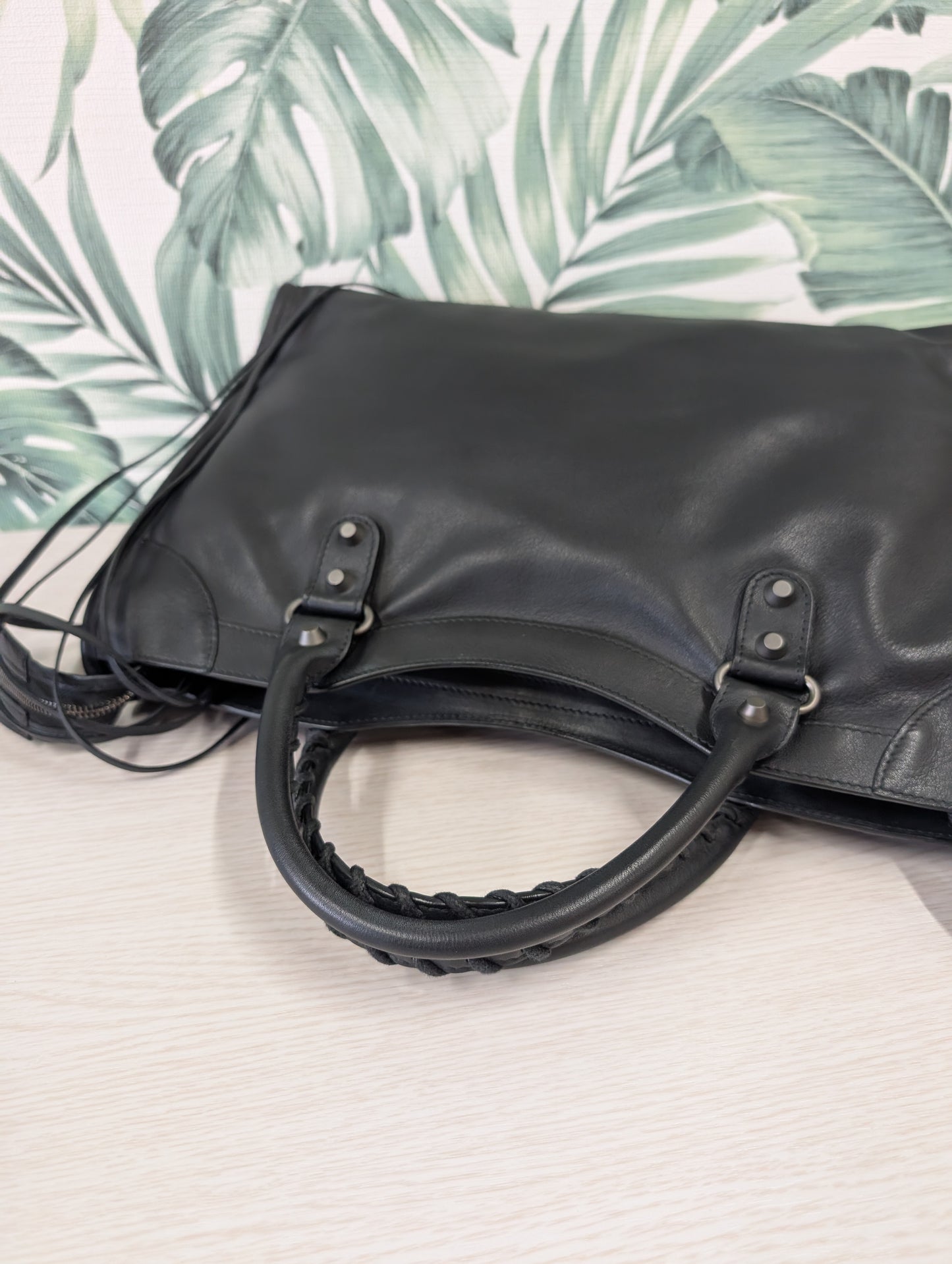 Classic City Leather Medium