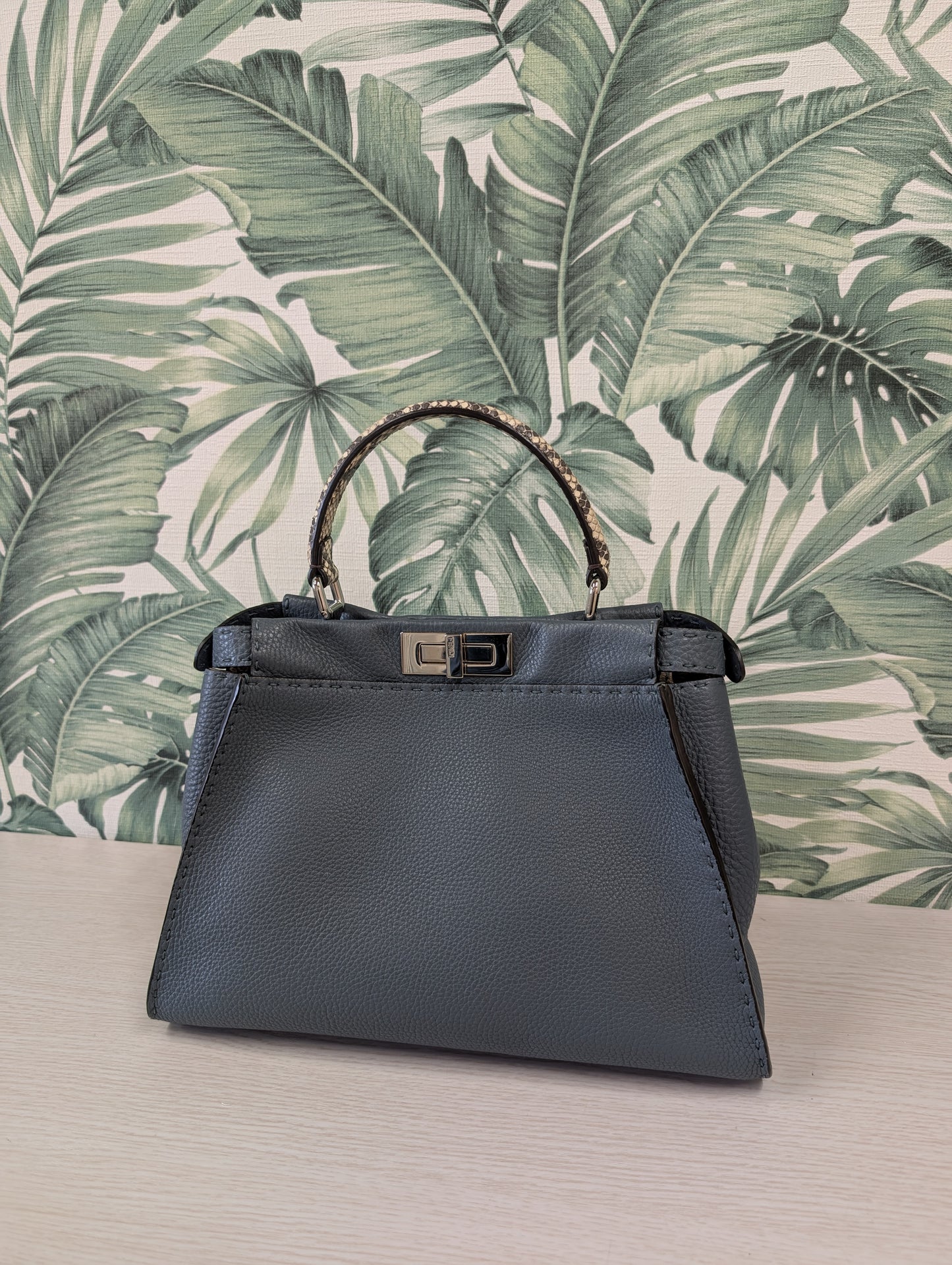 Peekaboo ISeeU Calfskin Python Handle Medium