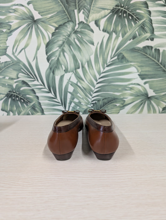 Vintage Brown Pumps 7.5