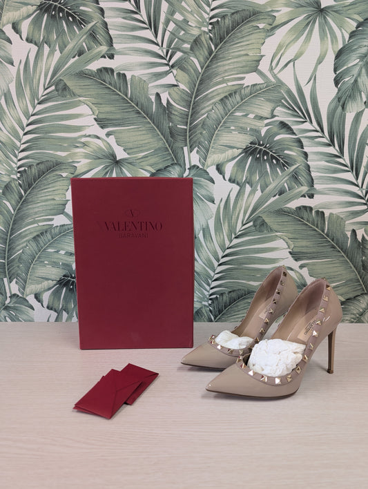 Rockstud Pumps 36