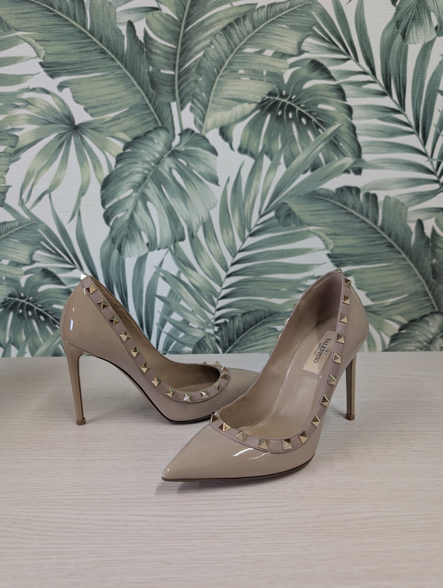 Rockstud Pumps 36