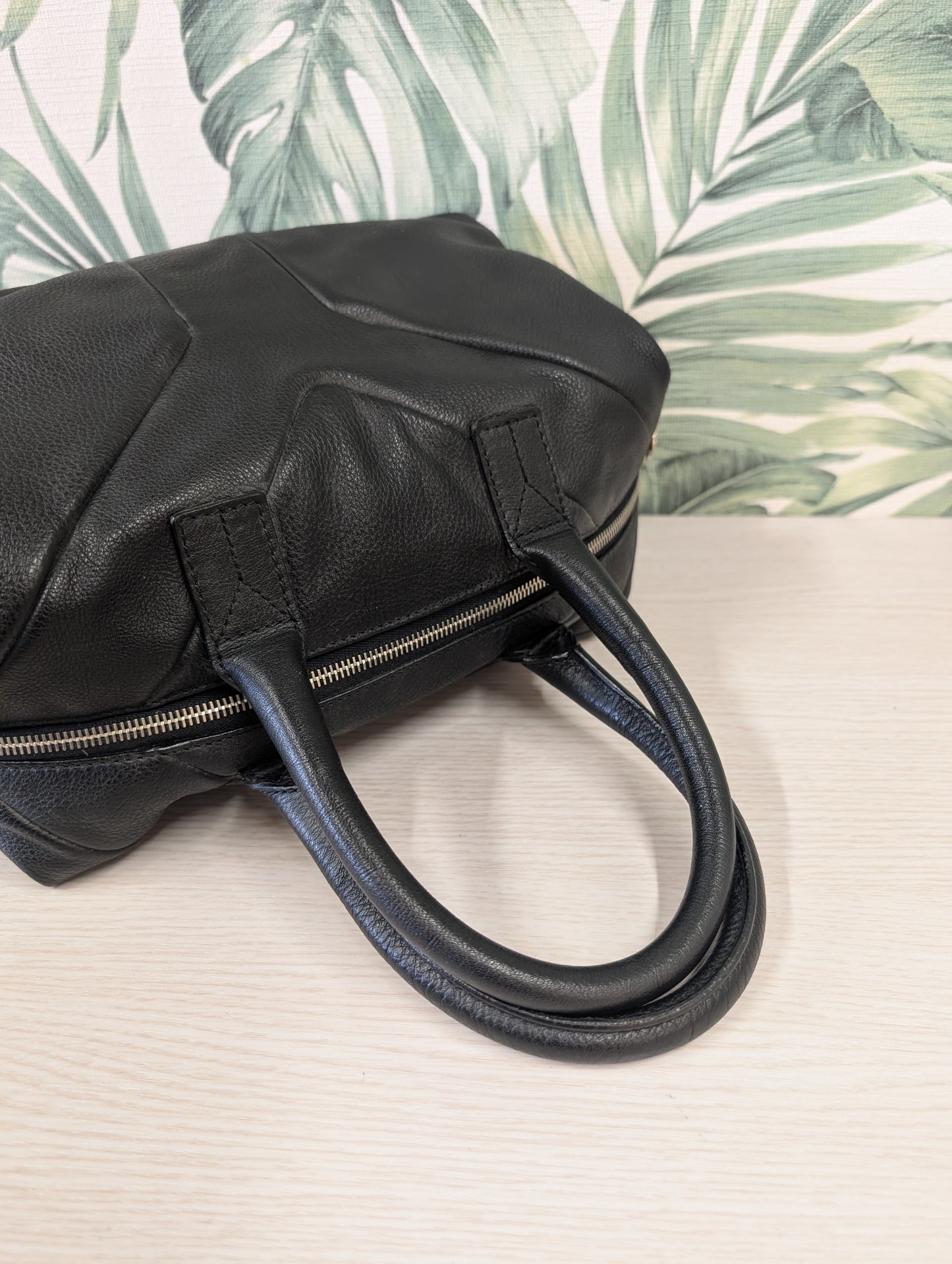 Easy Leather Y Ligne Boston Bag