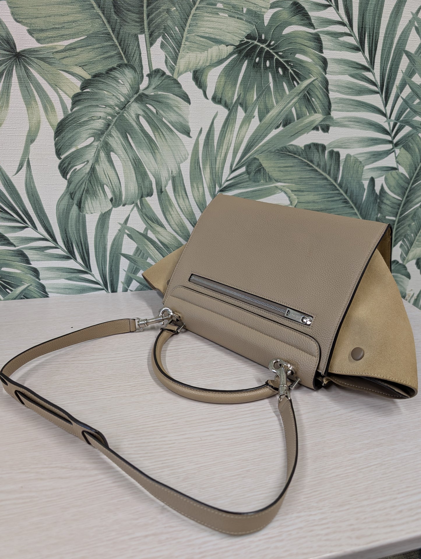 Drummed Leather Trapeze Small