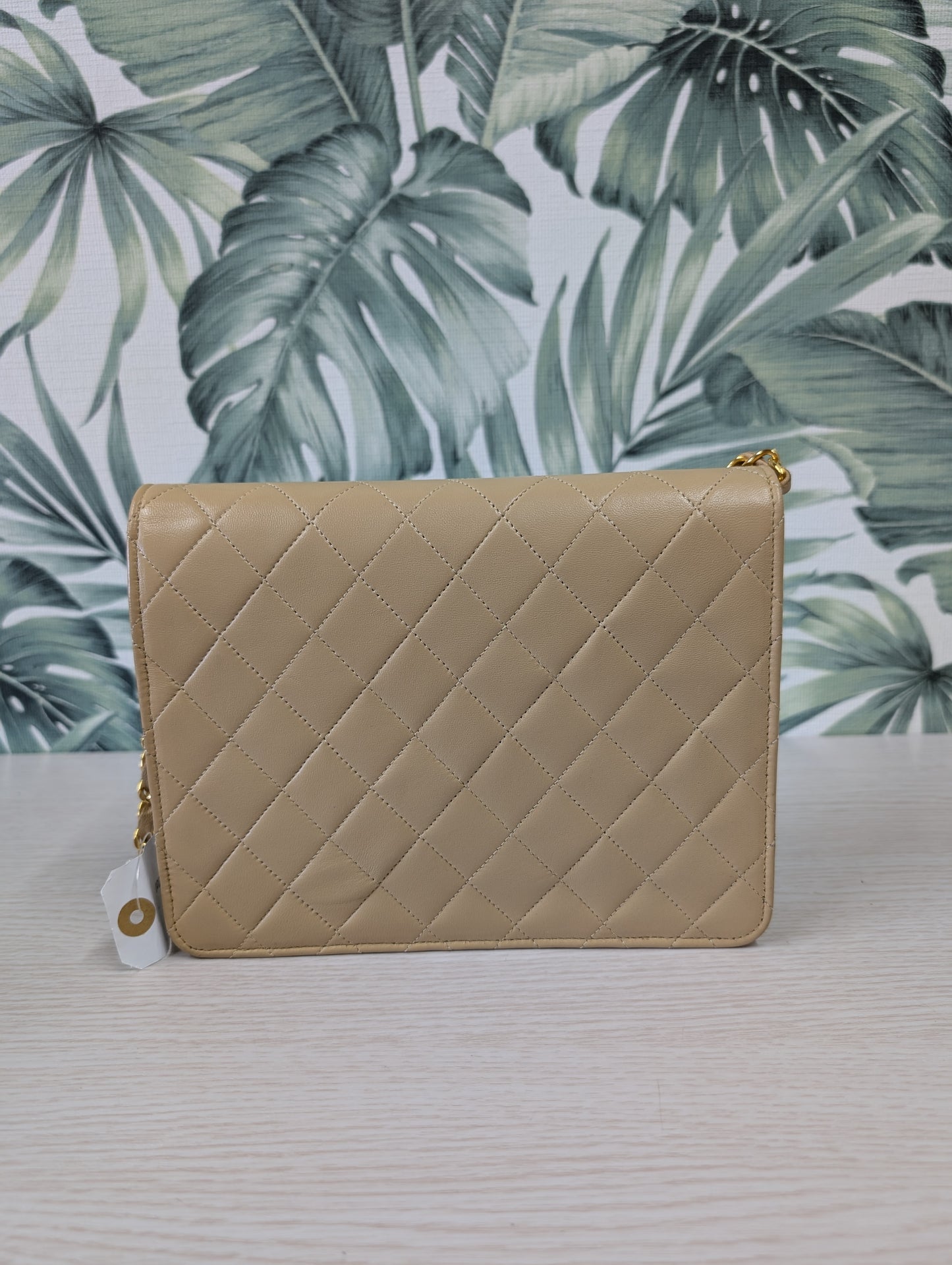 Vintage Lambskin Pushlock