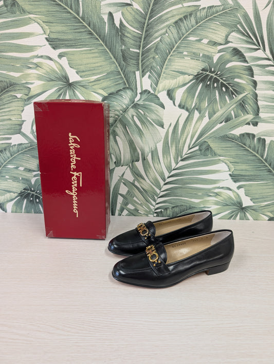 Gold Gancini Logo Leather Loafers Narrow 7