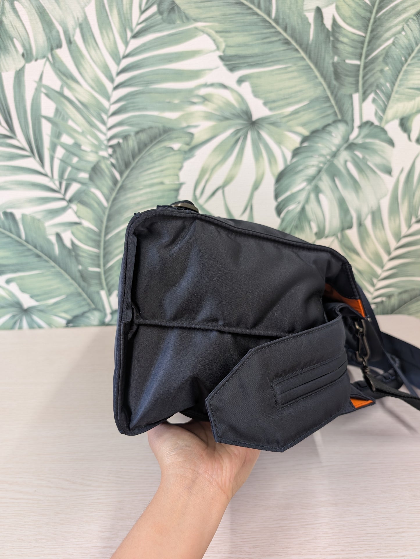 Neo Classic City Nylon Medium