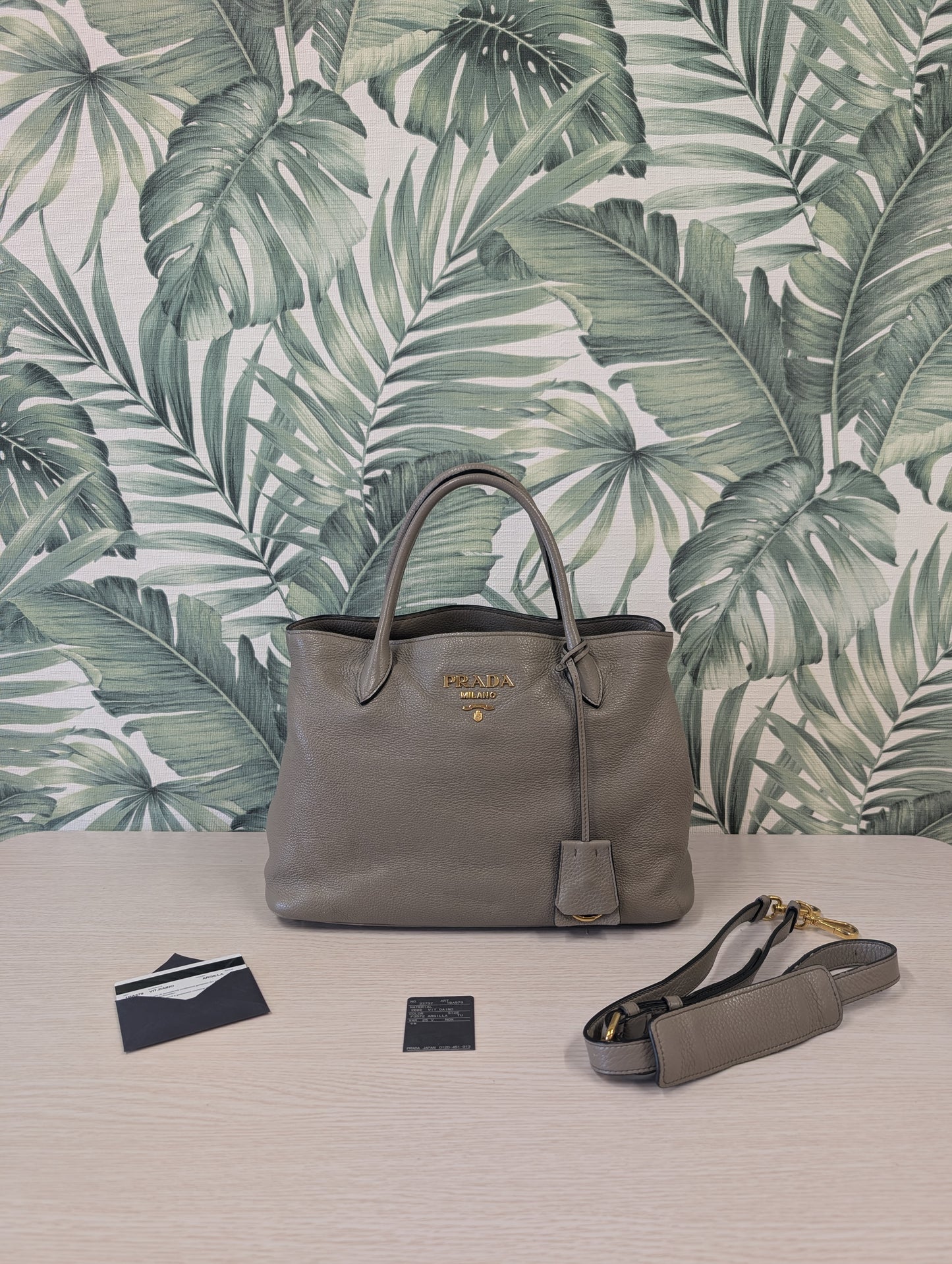 Vit Daino Leather Top Handle Small
