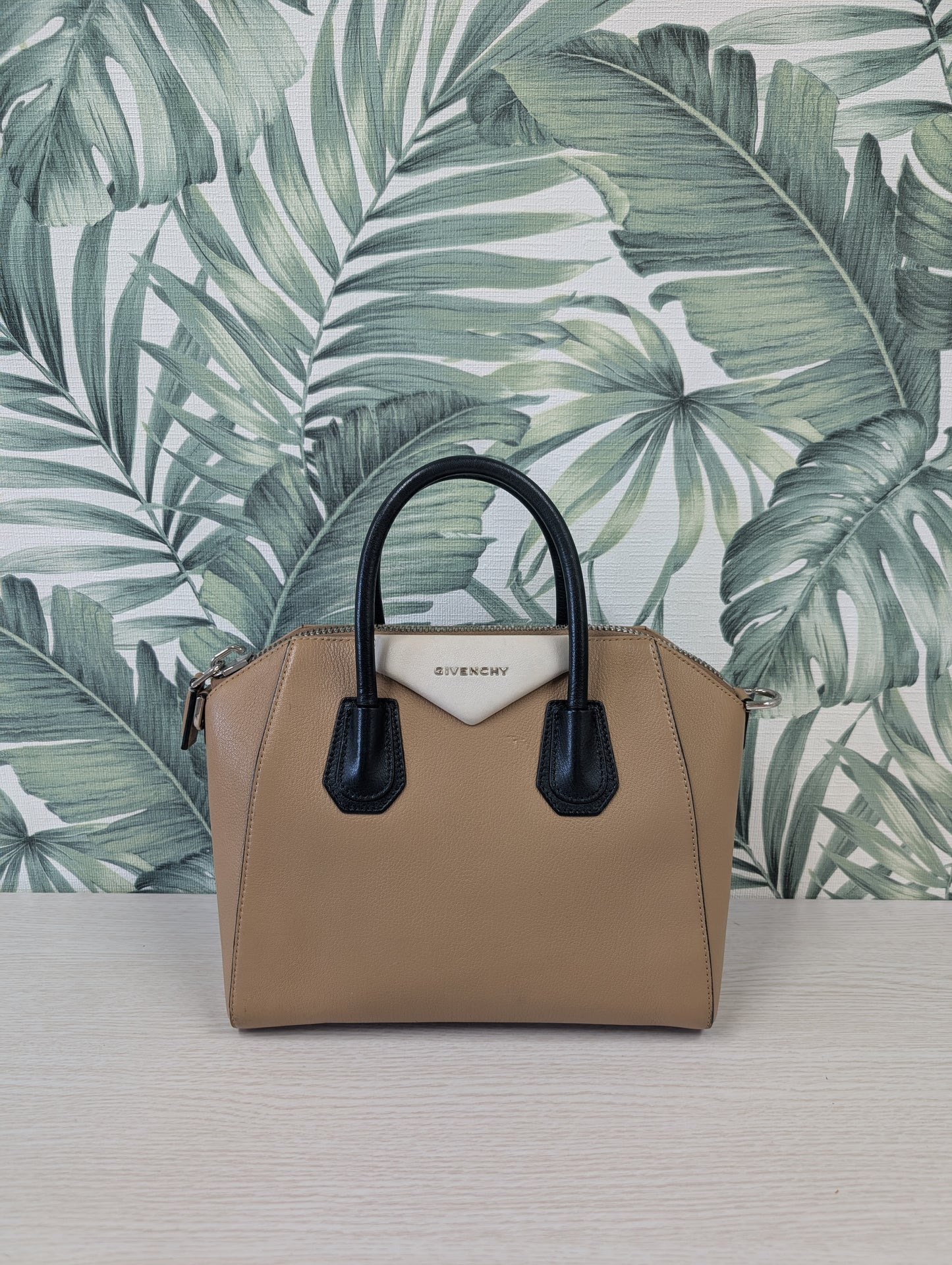 Antigona Tricolor Goatskin Small