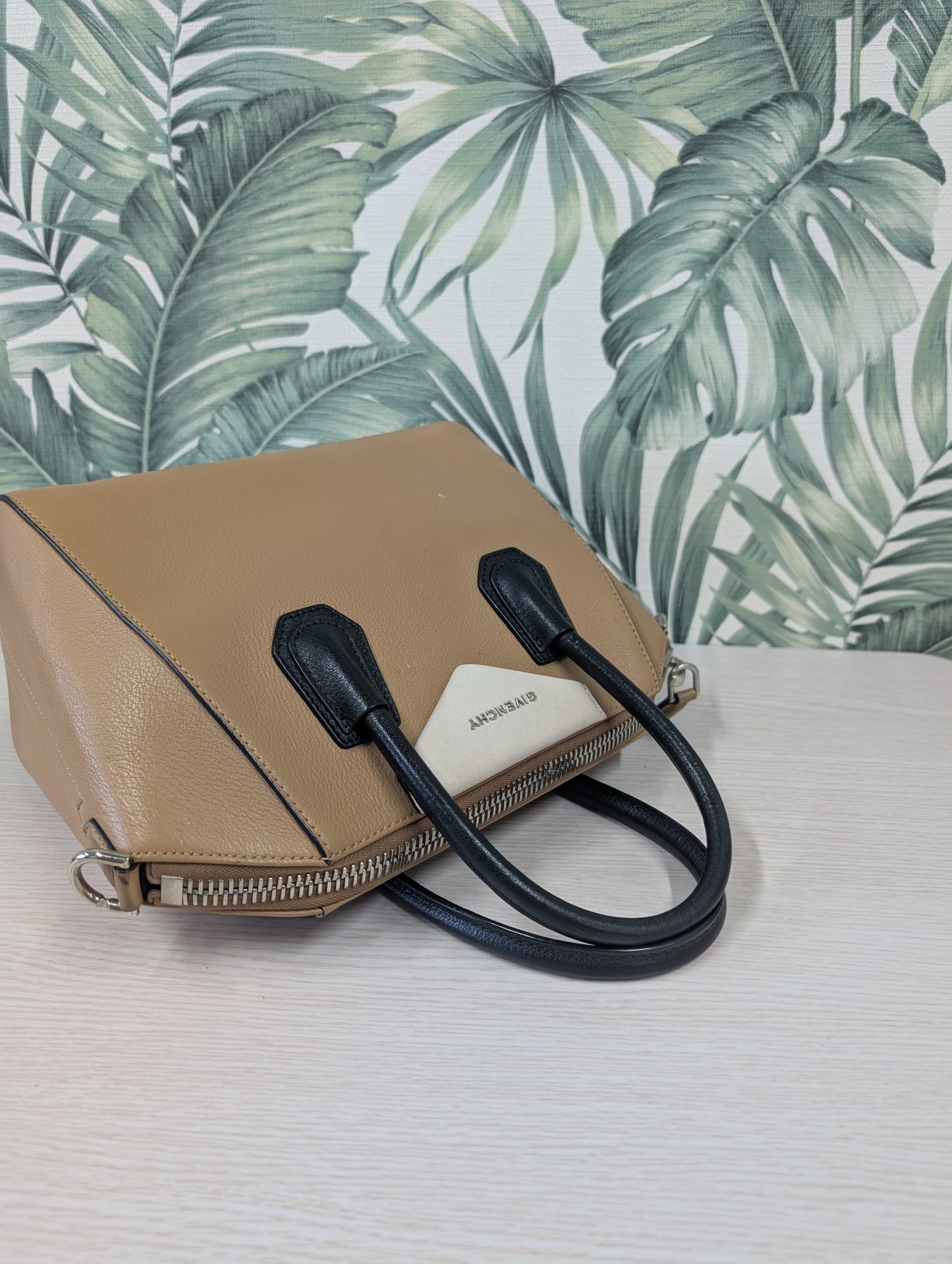 Antigona Tricolor Goatskin Small