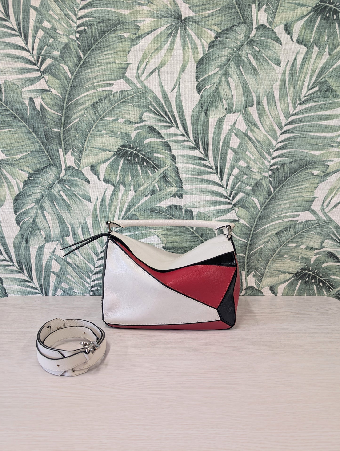 Puzzle Calfskin White Red Medium