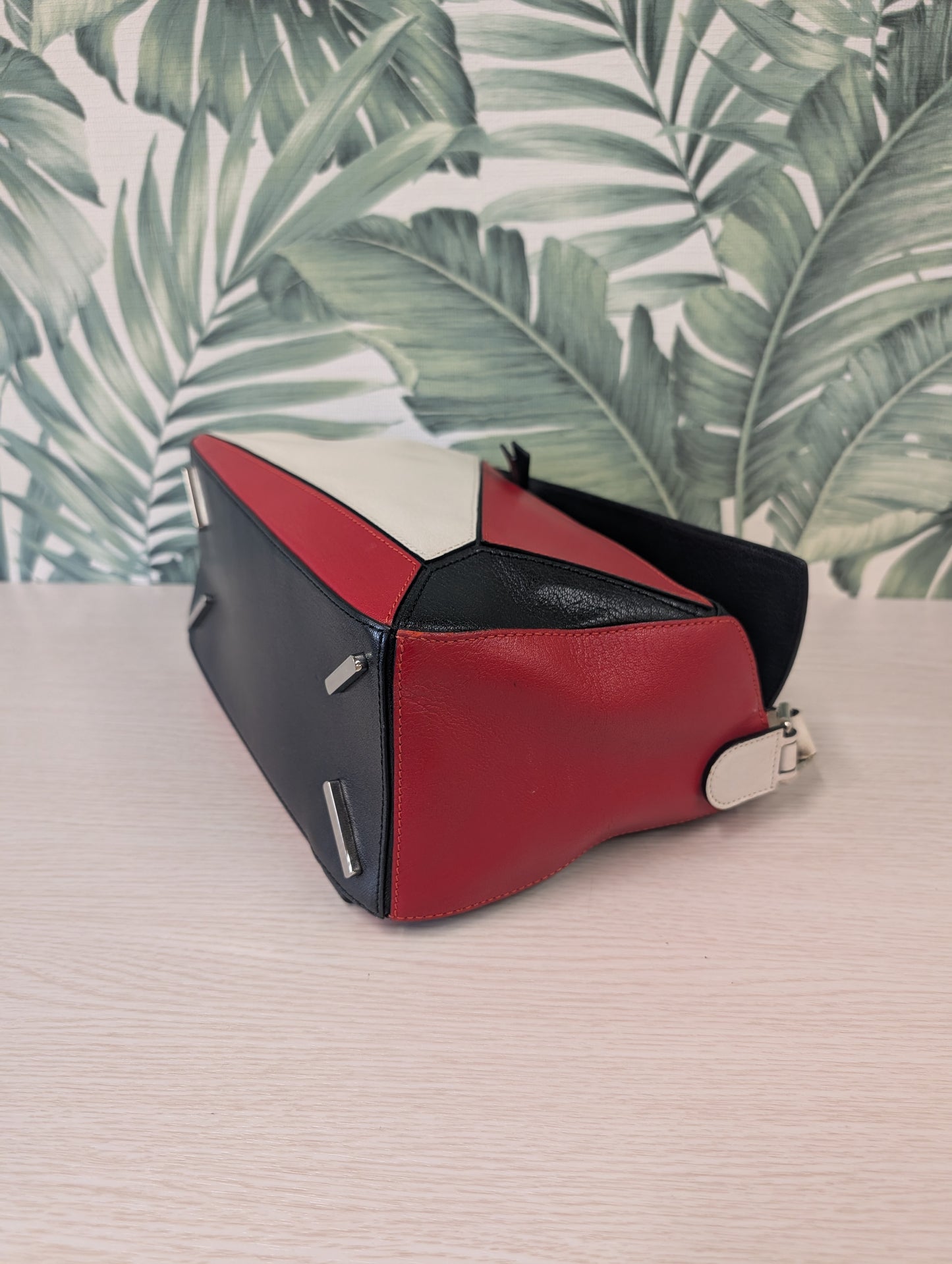 Puzzle Calfskin White Red Medium