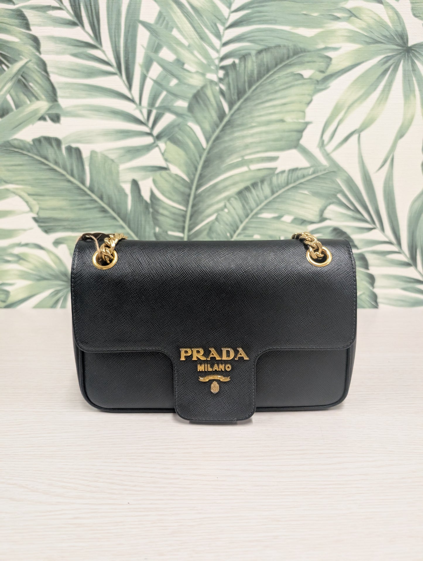 Saffiano Flap Chain