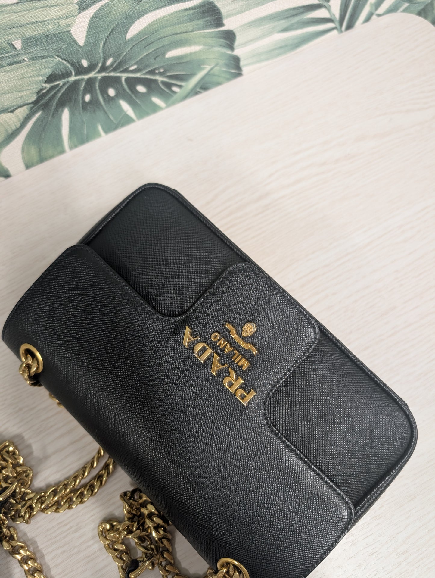 Saffiano Flap Chain