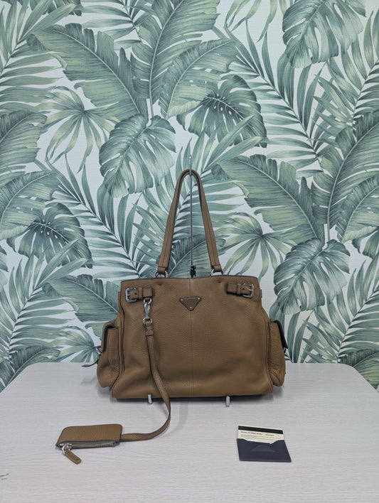 Vitello Daino Leather Side Pocket Tote