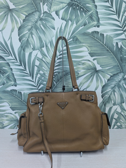 Vitello Daino Leather Side Pocket Tote