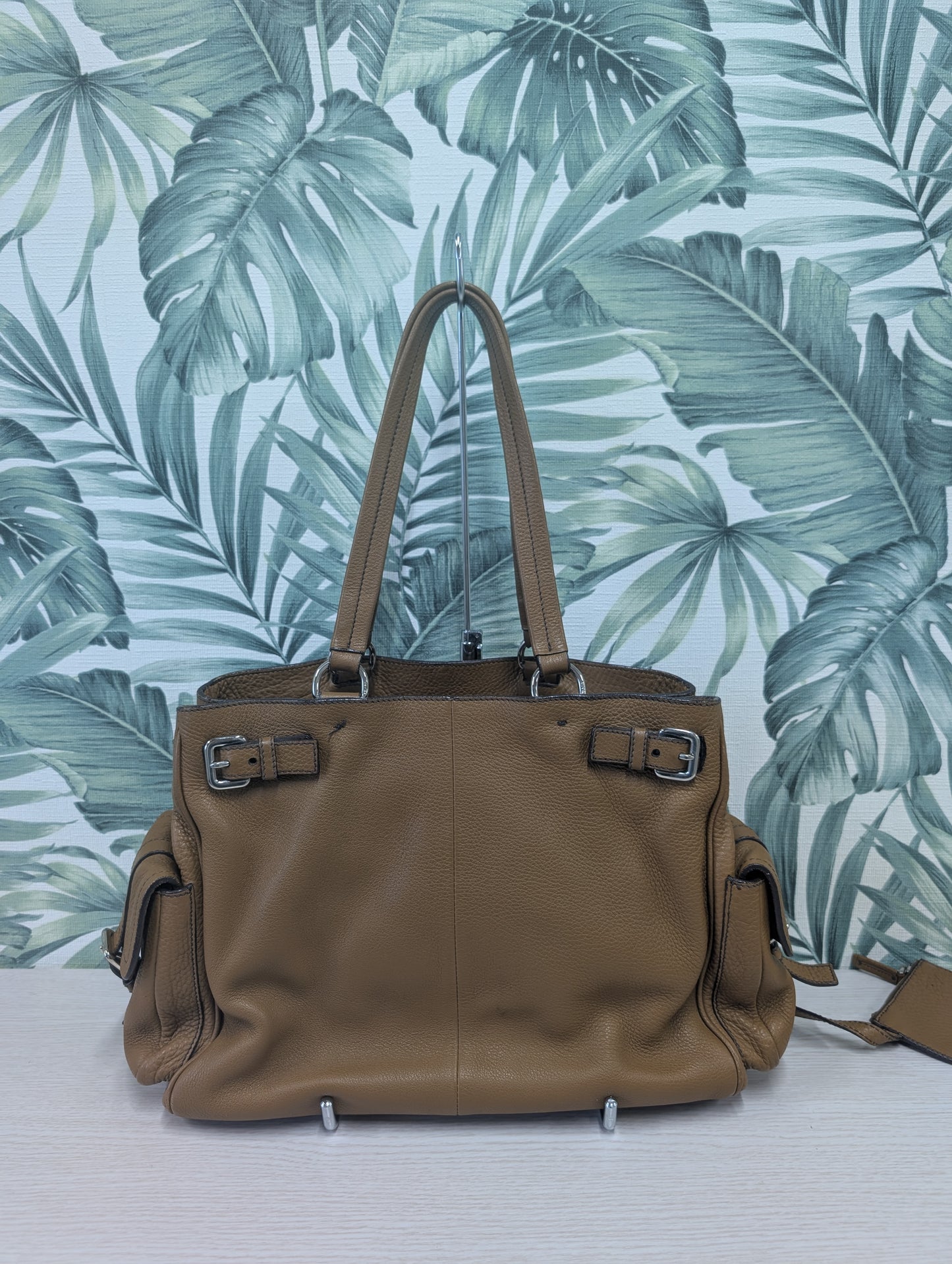 Vitello Daino Leather Side Pocket Tote